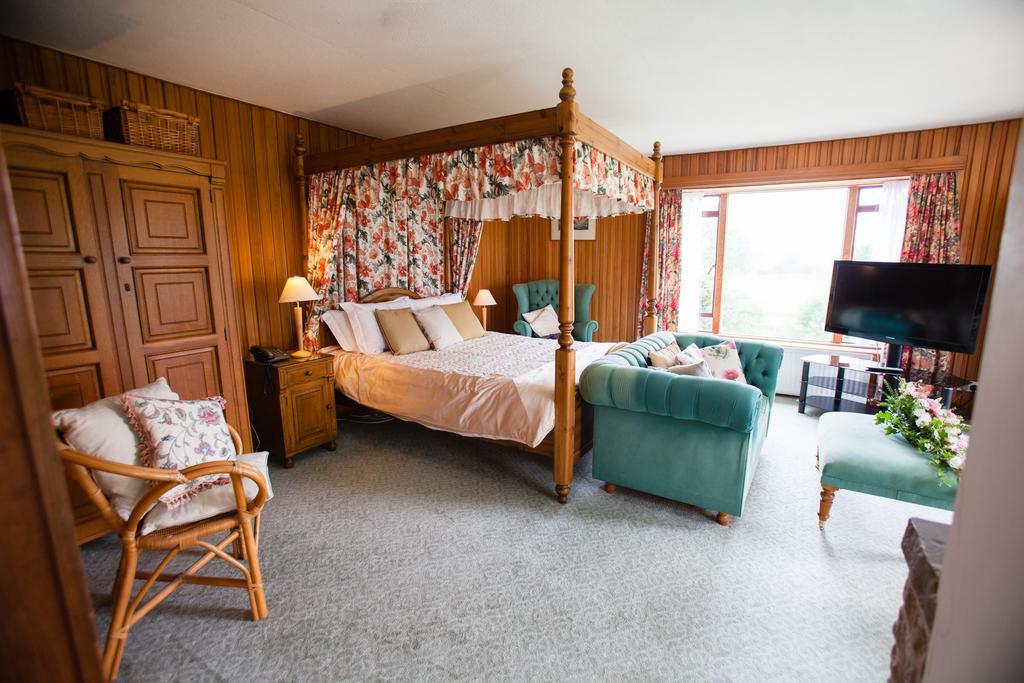 Soulton Hall Wem Eksteriør billede